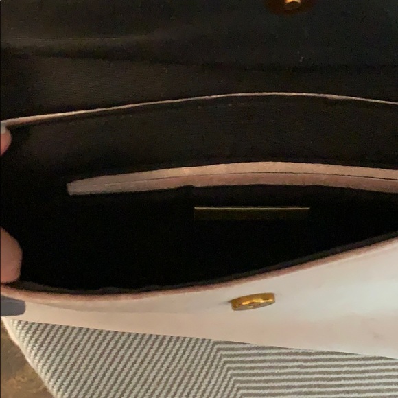 Maybe clutch - Picture 5 of 6